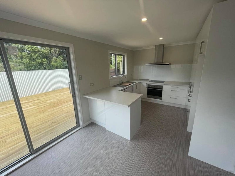 292A Oxford Terrace, Avalon, Lower Hutt - Carousel 2