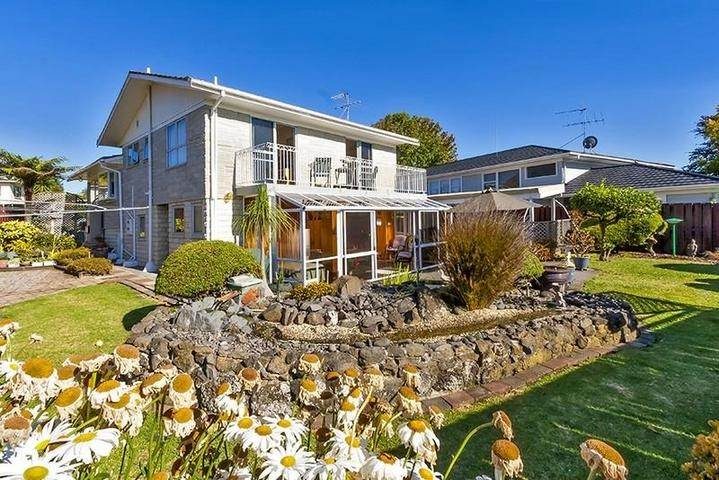 6 Luton Avenue, Sunnyhills, Auckland - Carousel 2