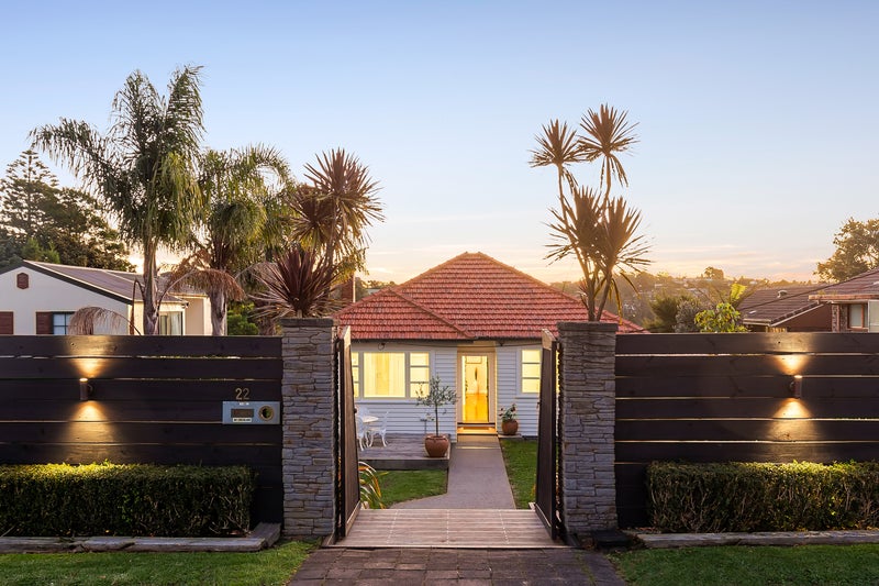 22 Roseberry Ave, Birkenhead, North Shore City - Carousel 1