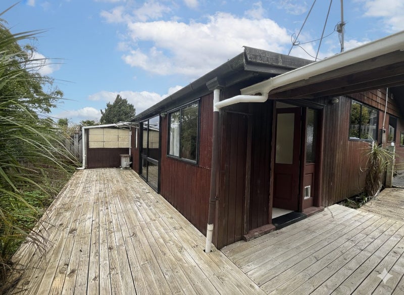 113 Albany Highway, Unsworth Heights, Auckland - Carousel 2
