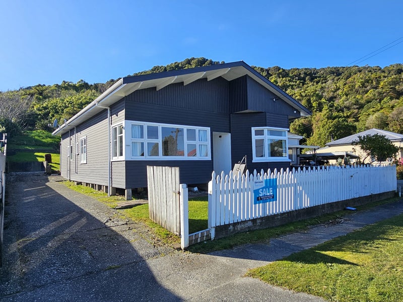 161 Ward Street, Cobden, Greymouth - Carousel 1