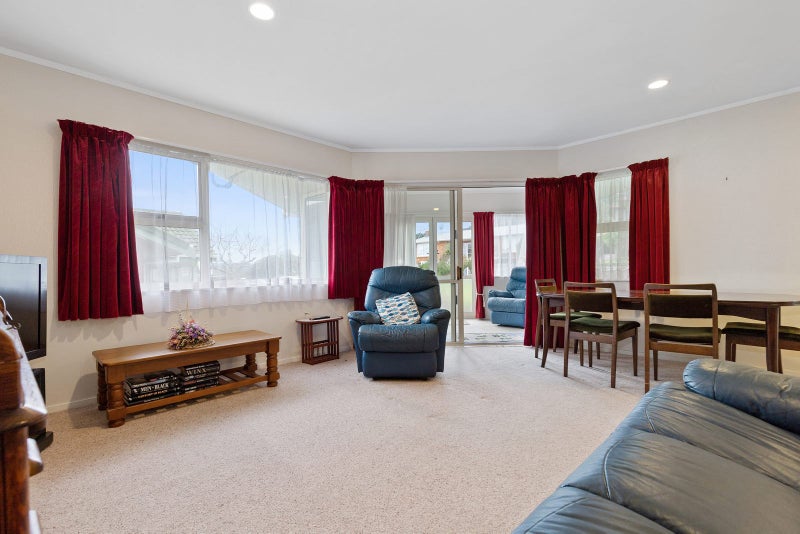 4 Wesley Court, Te Aroha, Te Aroha - Carousel 2