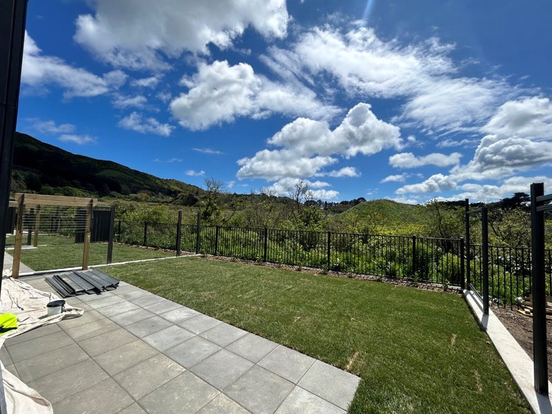 28 Koreke Close, Kenepuru, Porirua - Carousel 1