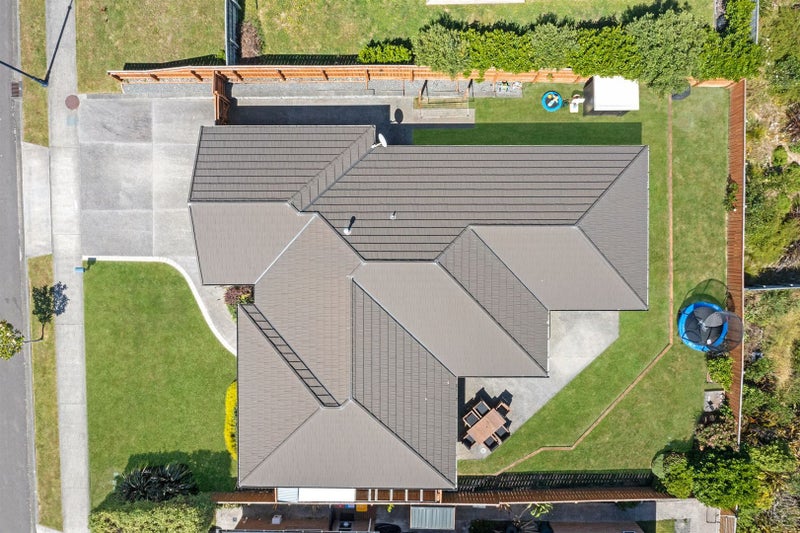 31 Paparoa Crescent, Aotea, Porirua - Carousel 31