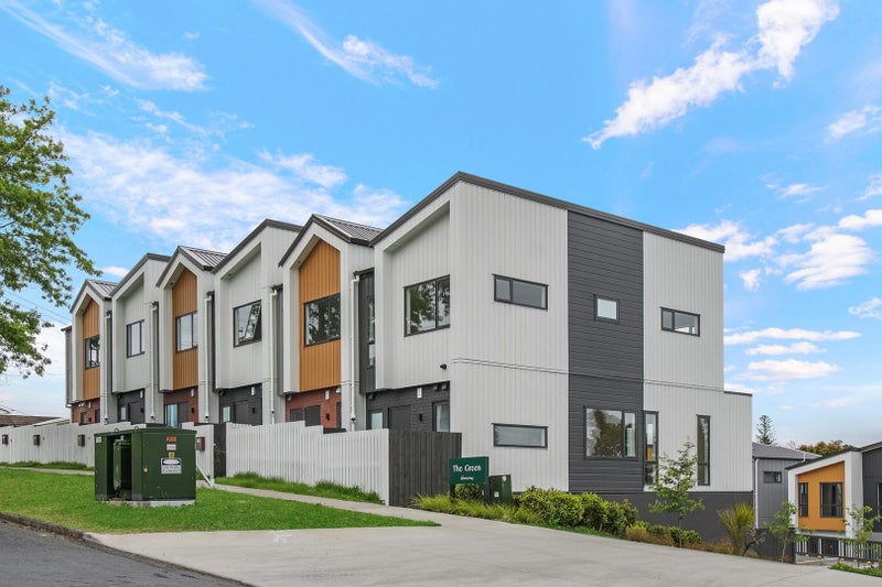 95A Woodglen Road, Glen Eden, Auckland - Carousel 21