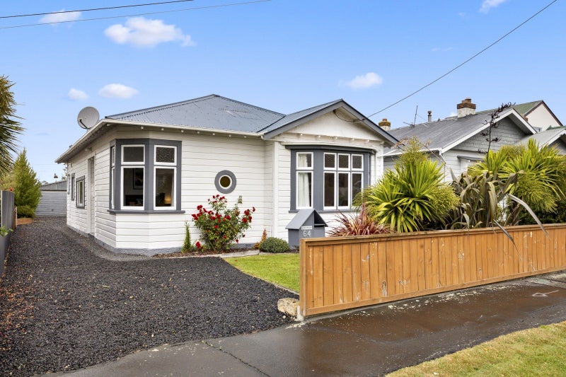 64 Ravelston Street, Musselburgh, Dunedin - Carousel 1