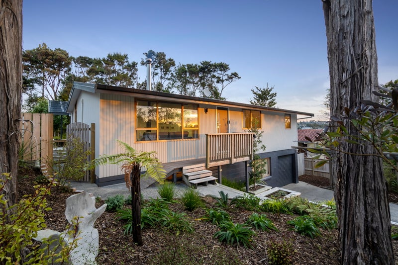88 Park Hill Road, Birkenhead, Auckland - Carousel 1