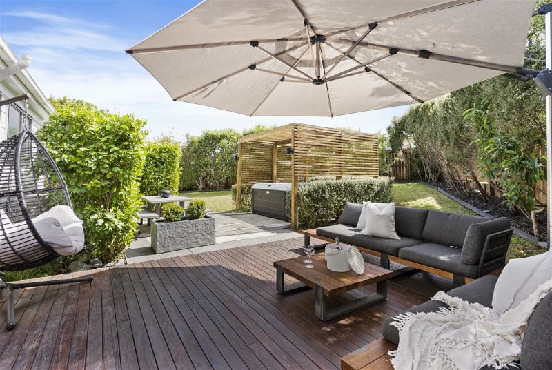 14 Pahi Place, West Harbour, Auckland - Carousel 1