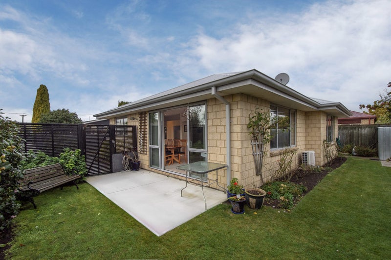 2/417A Bower Avenue, Parklands, Christchurch - Carousel 2