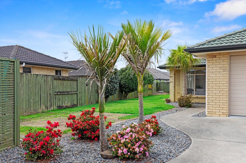 29 Marshwood Place, Papamoa Beach, Papamoa - Carousel 2