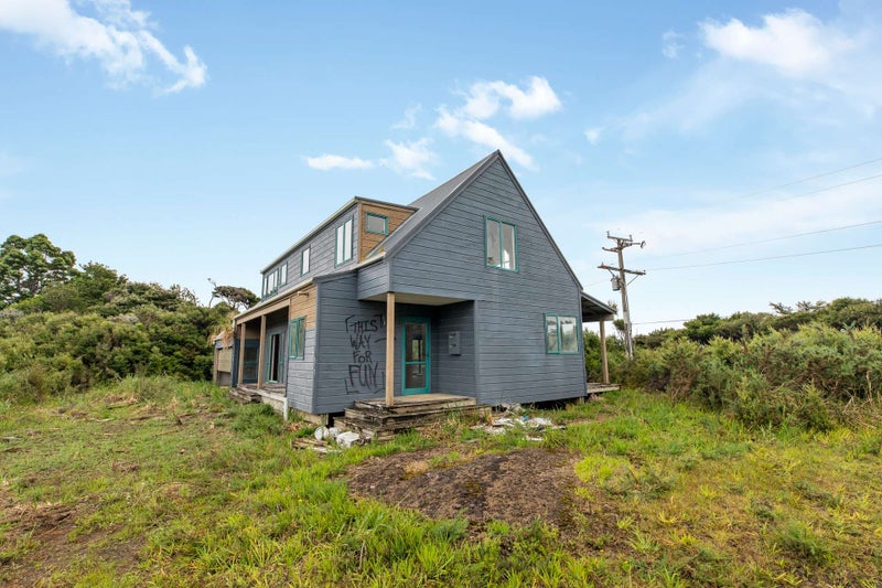 112 Lone Kauri Road, New Lynn - Carousel 2