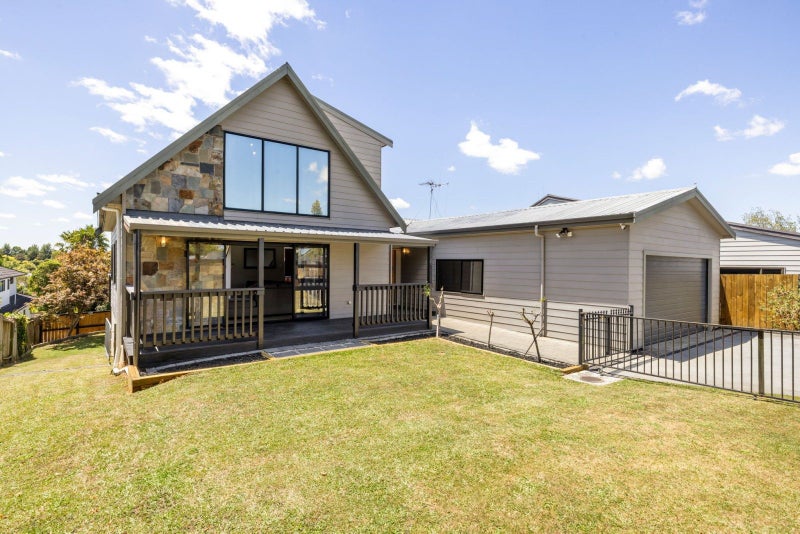 74 Totara Drive, Pukete, Hamilton - Carousel 1