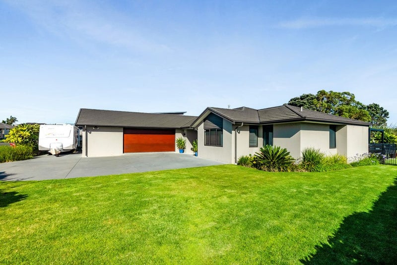 19 Parkvue Drive, Bell Block, New Plymouth - Carousel 1