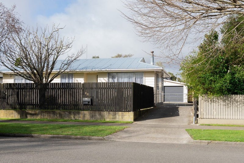 80 Benmore Avenue, Cloverlea, Palmerston North - Carousel 14