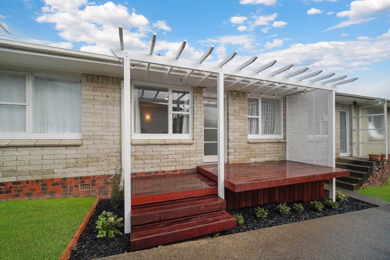 3/54 Grotto Street, Te Papapa, Auckland - Carousel 2