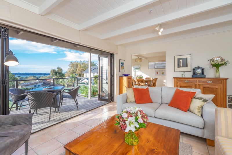 8/4 Curran Street, Herne Bay, Auckland - Carousel 2