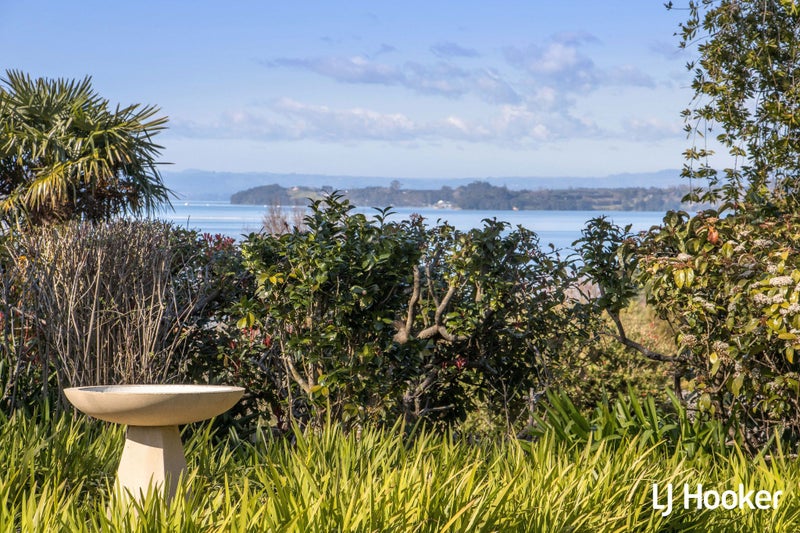 21 Koutunui Road, Athenree, Katikati - Carousel 27