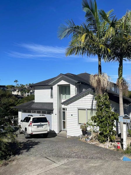 30 Namsan Close, Fairview Heights, Auckland - Carousel 1