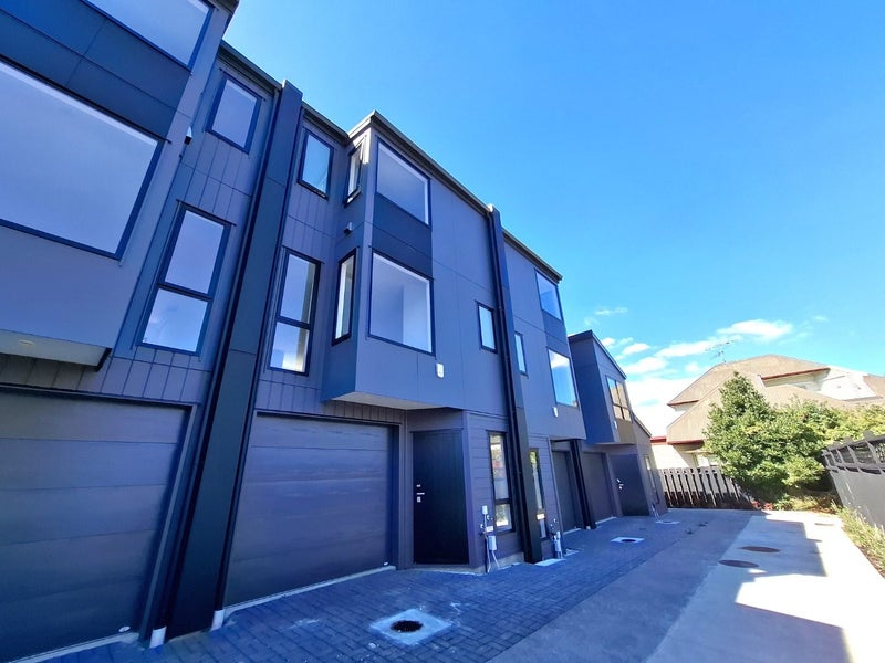 6/243 Campbell Road, Greenlane, Auckland - Carousel 1