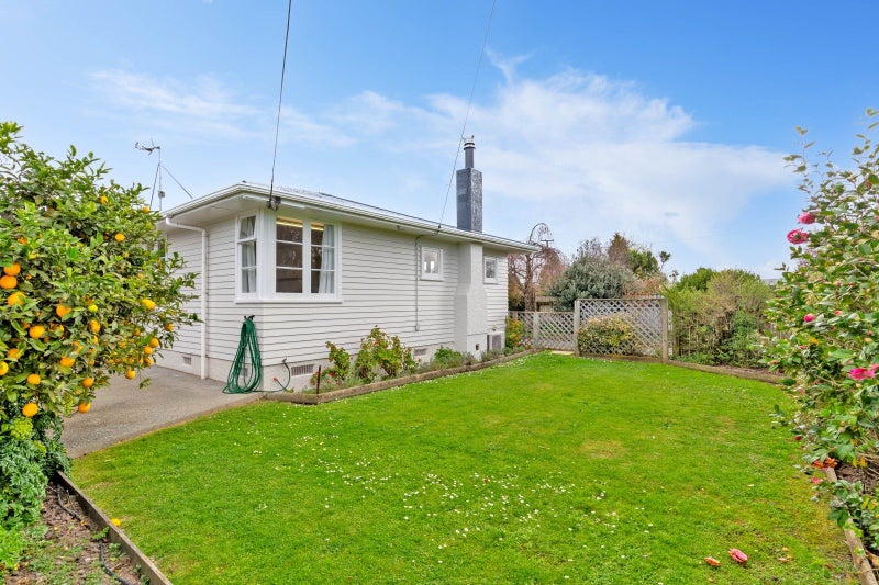 1 York Street, Solway, Masterton - Carousel 20