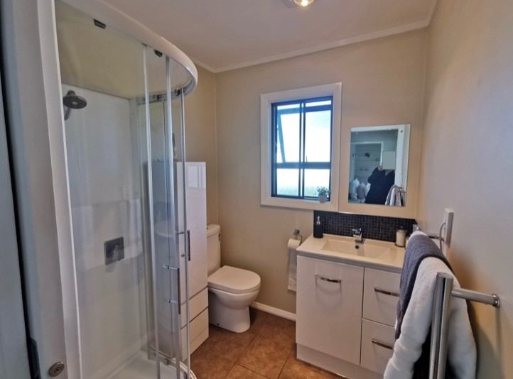 74 Wainuiomata Road, Wainuiomata, Lower Hutt - Carousel 7