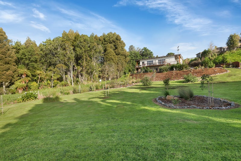 21 Tauraroa Road, Whangarei - Carousel 21