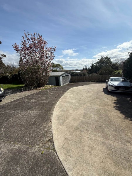 244 Point View Drive, East Tamaki Heights, Auckland - Carousel 2