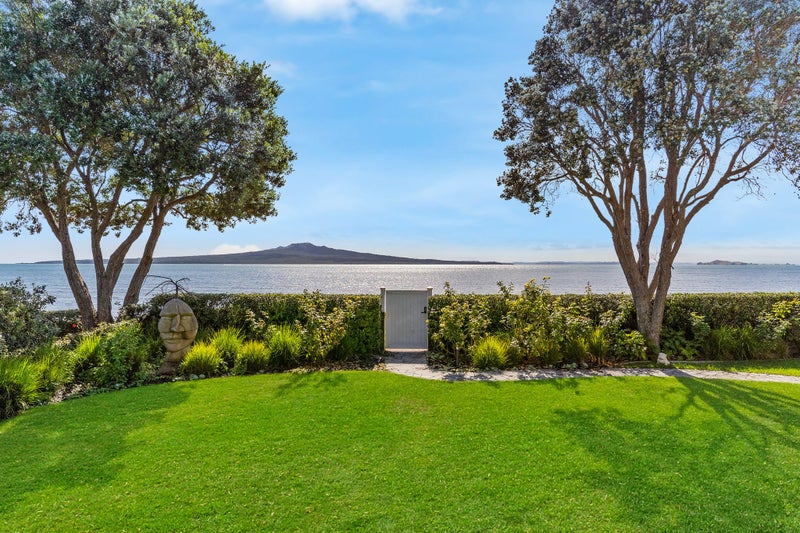 15 Arawa Avenue, Devonport, Auckland - Carousel 1