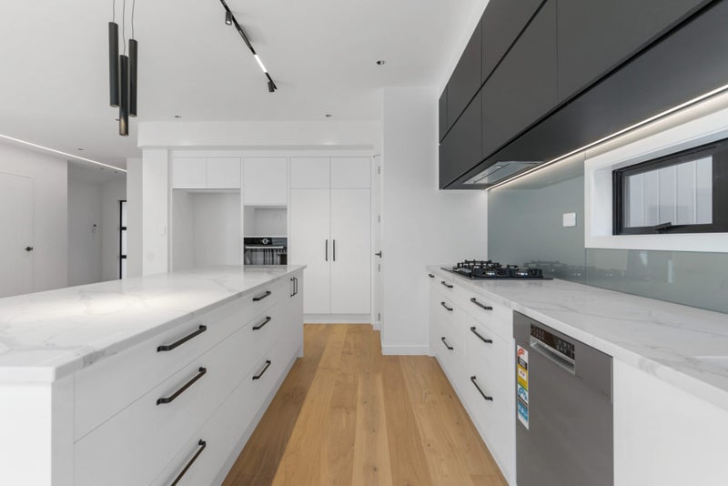 16 Rangitoto Avenue, Remuera, Auckland - Carousel 14