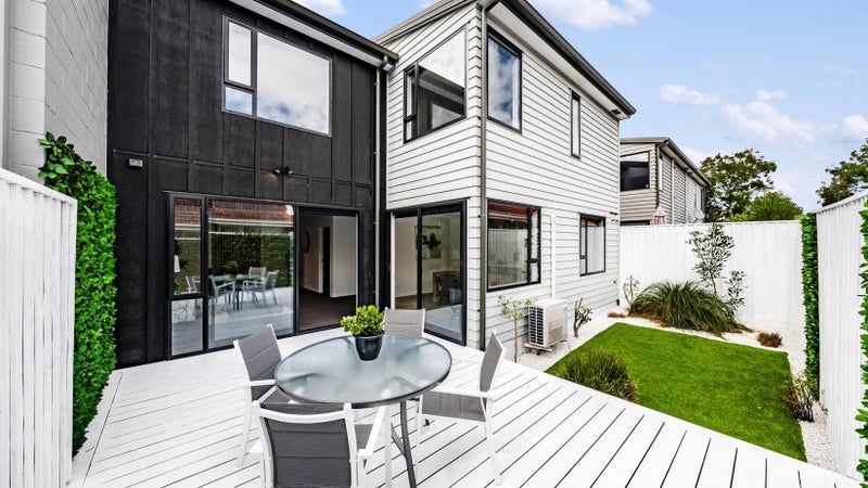 37C Tawhiri Road, One Tree Hill, Auckland - Carousel 2