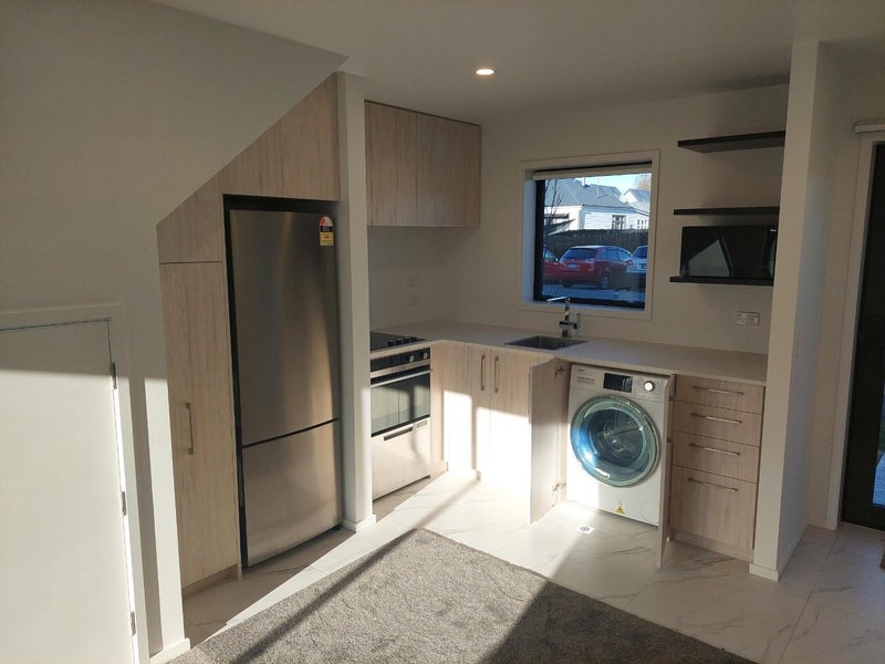 2/7 Spencer Street, Addington, Christchurch - Carousel 2