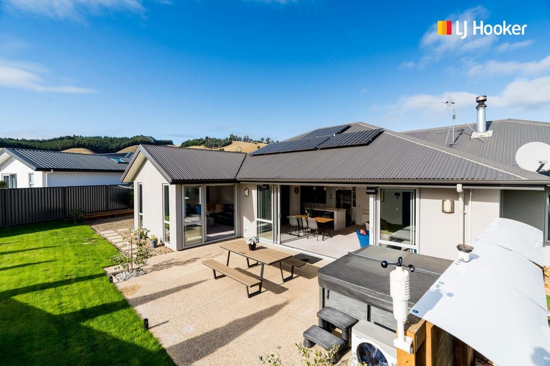 17 Calluna Crescent, Mosgiel, Mosgiel - Carousel 33