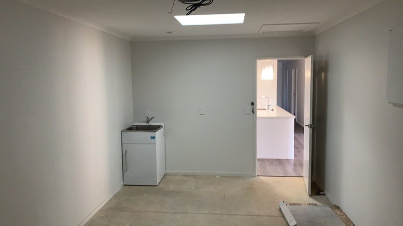 25 Whakapono Avenue, Baverstock, Hamilton - Carousel 20