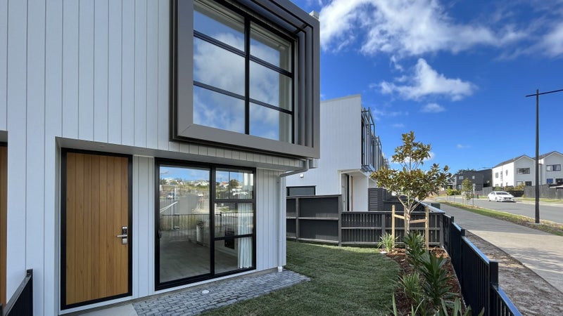 23A Freeland avenue, Mount Roskill, Auckland - Carousel 2