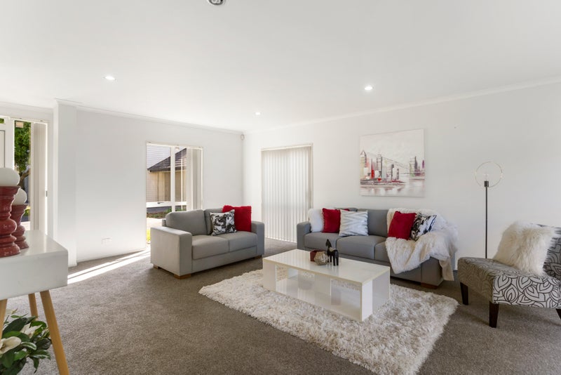 37 Calumet Way, Takanini, Auckland - Carousel 2