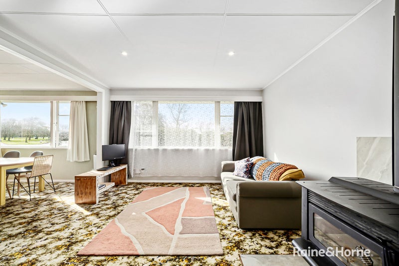 1 Durham Street, Solway, Masterton - Carousel 1
