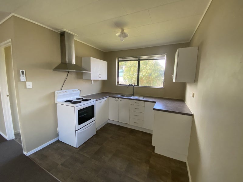 3B Ronald Avenue, Waiuku - Carousel 2