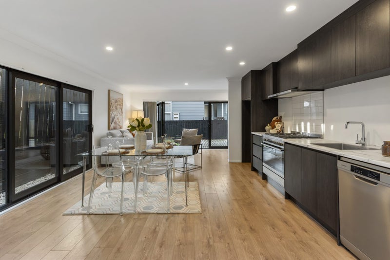 4B Yee Place, Mount Wellington, Auckland - Carousel 2