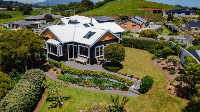 157C Barrett Road, Whalers Gate, New Plymouth - Carousel 33