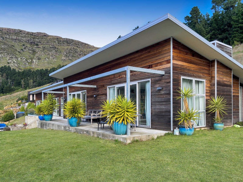 46 Morgans Valley, Heathcote Valley, Christchurch - Carousel 1