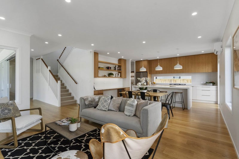 6 Tiaki Lane, Karaka, Papakura - Carousel 1