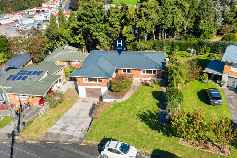 61 Twentysecond Avenue, Gate Pa, Tauranga - Carousel 1