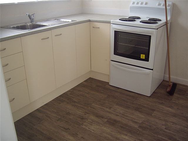 1/11 Verbena Road, Birkdale, Auckland - Carousel 2