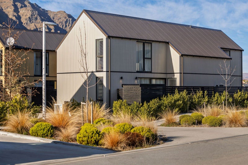 2 Boulder Lane, Jacks Point, Queenstown - Carousel 2