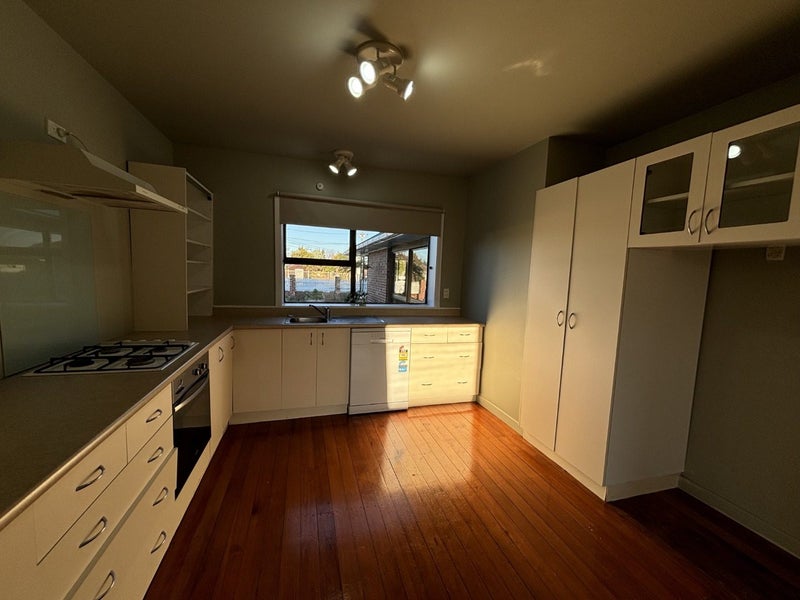 20 Harris Crescent, Papanui, Christchurch - Carousel 2