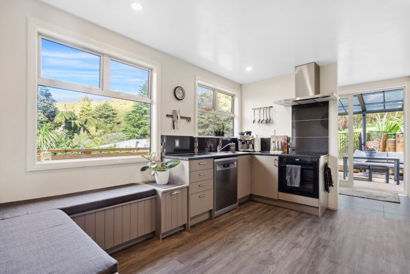 181 Wellington Road, Wainuiomata, Lower Hutt - Carousel 2
