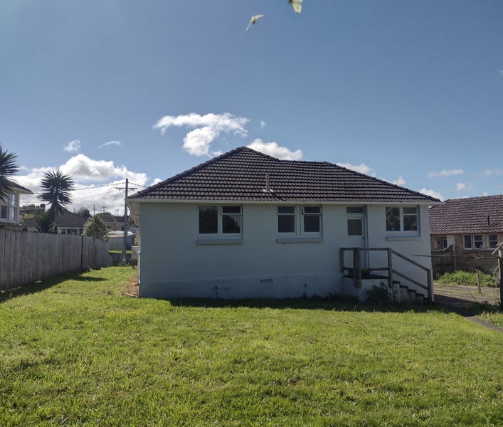 30 Kohekohe Street, MEREMERE, MERCER - Carousel 8