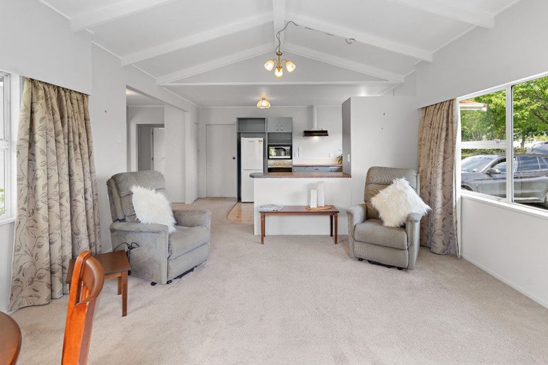 30 Cooper Street, Lansdowne, Masterton - Carousel 2