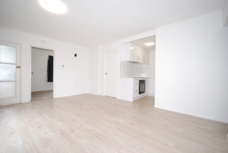 6/78 Aroha Avenue, Sandringham, Auckland - Carousel 2
