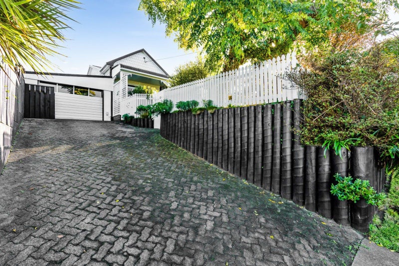 73 Wallath Road, Westown, New Plymouth - Carousel 25